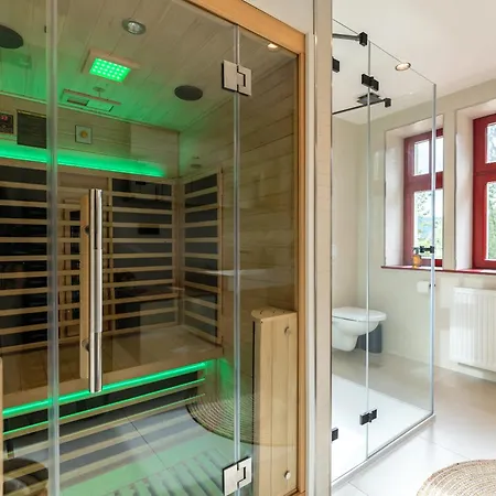 Ξενοδοχείο με διαμερίσματα Brunova 3*